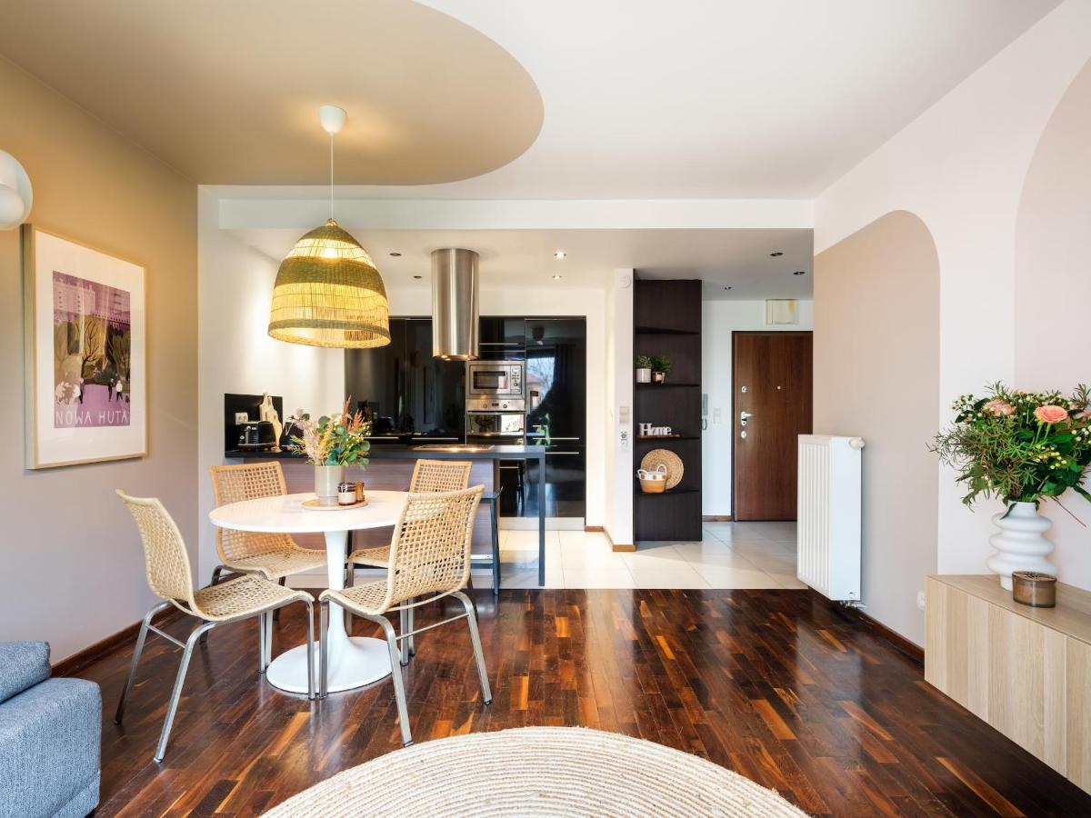 Apartament W Scislym Centrum Krakowa Z Parkingiem! Ngoại thất bức ảnh